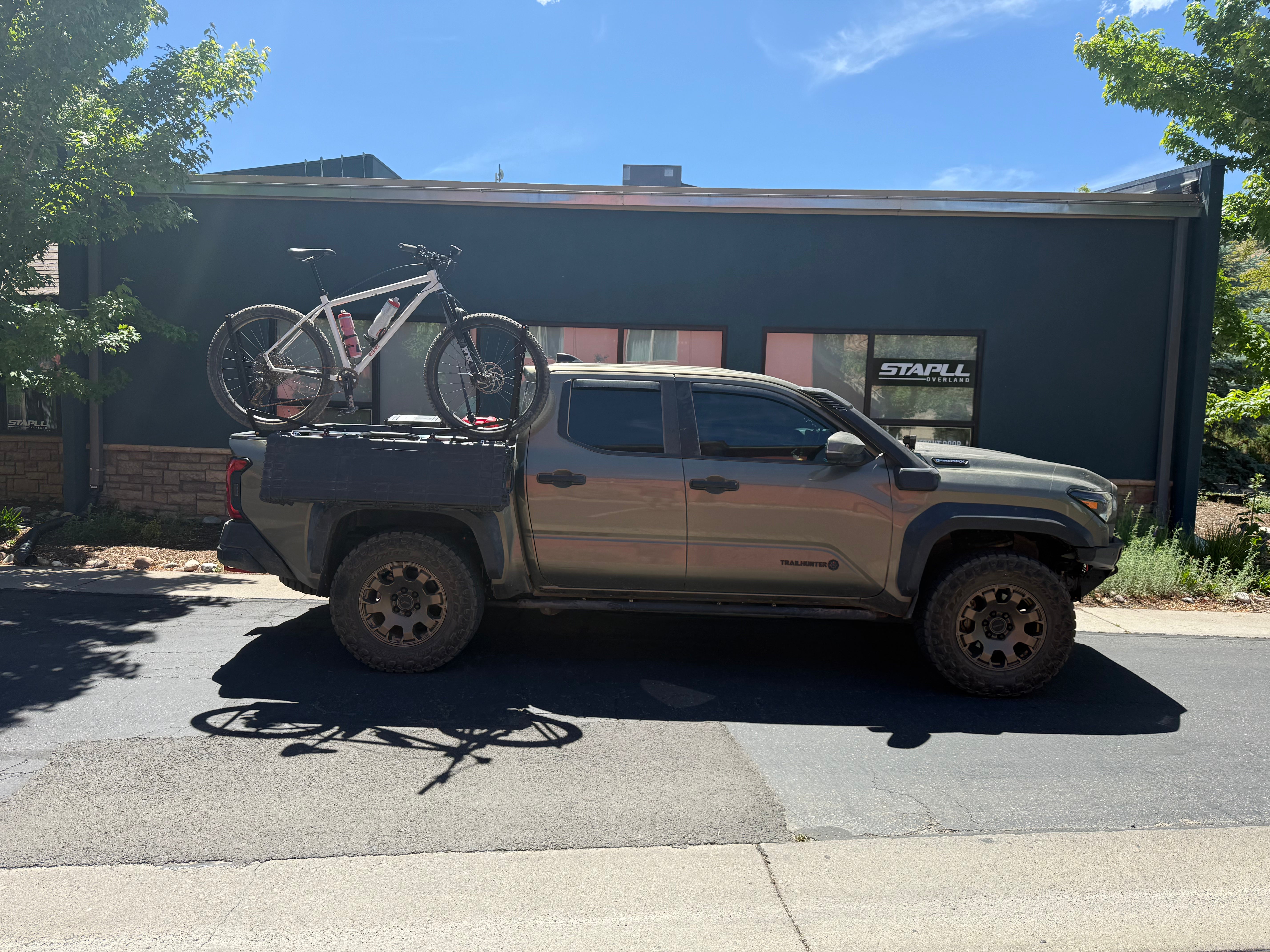side mount bike rack stapll fender rack