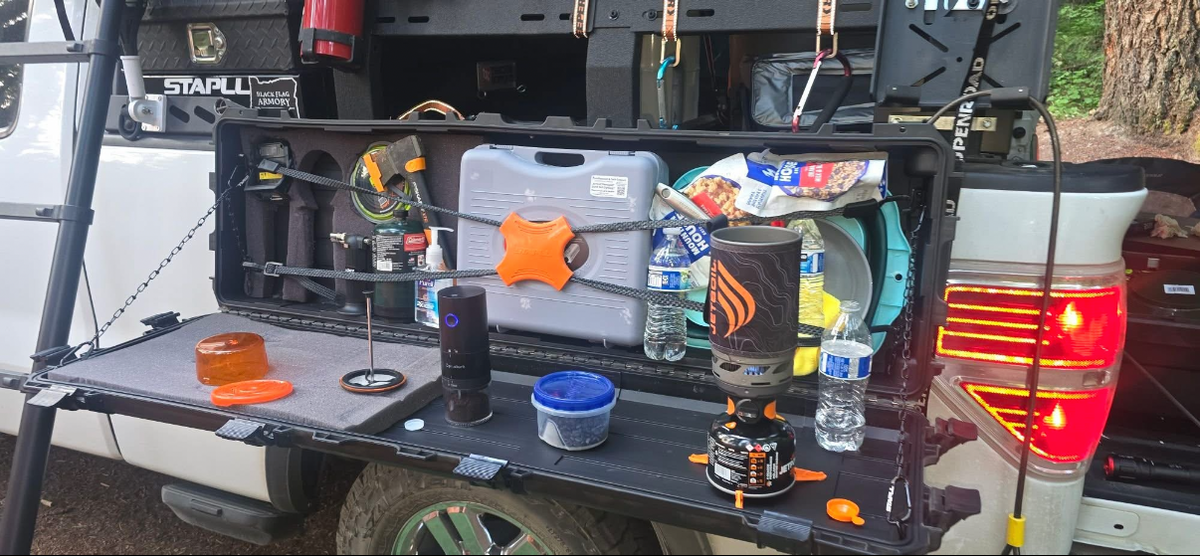 STAPLL storage box for side of truck